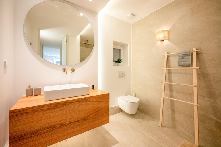 Bathroom 3, GuestReady - Condessa Flores Apartments, Lisbon