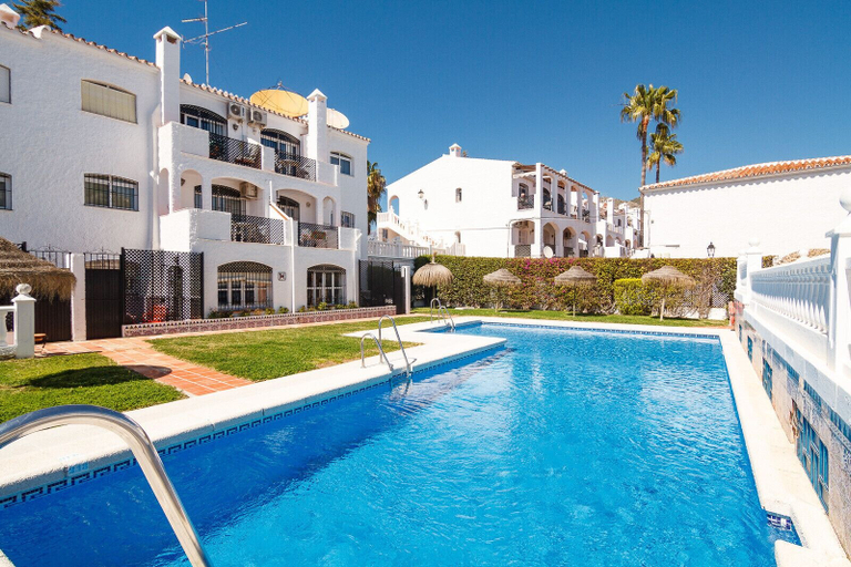 Pool 3, Verano Azul Seasun 90B by Casasol, Málaga