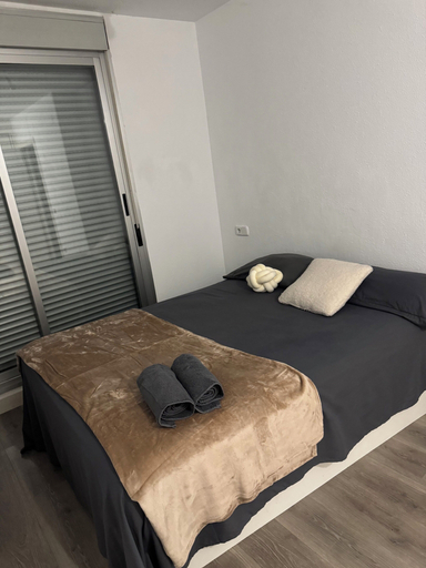 Room 5, Guipuzcua, Navarra