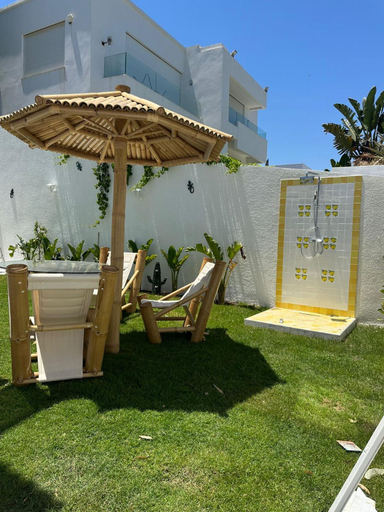 4, Luxurious 4-Bedroom Villa with Private Pool in Marsa Tunisie, La Marsa