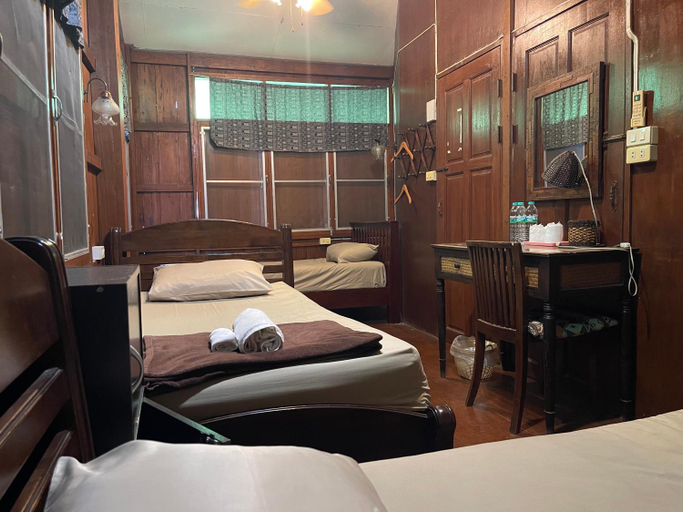 Bedroom 2, Tata GuestHouse, Muang Chiang Mai