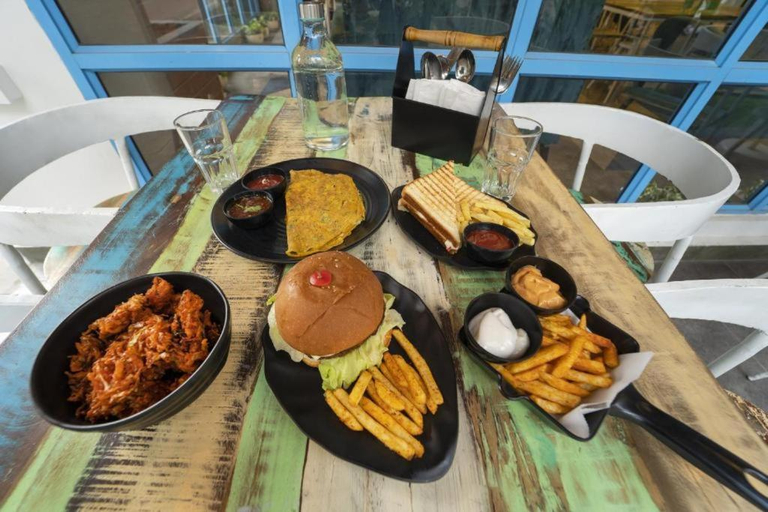 Food & Drinks 5, Zostel Hyderabad, Hyderabad