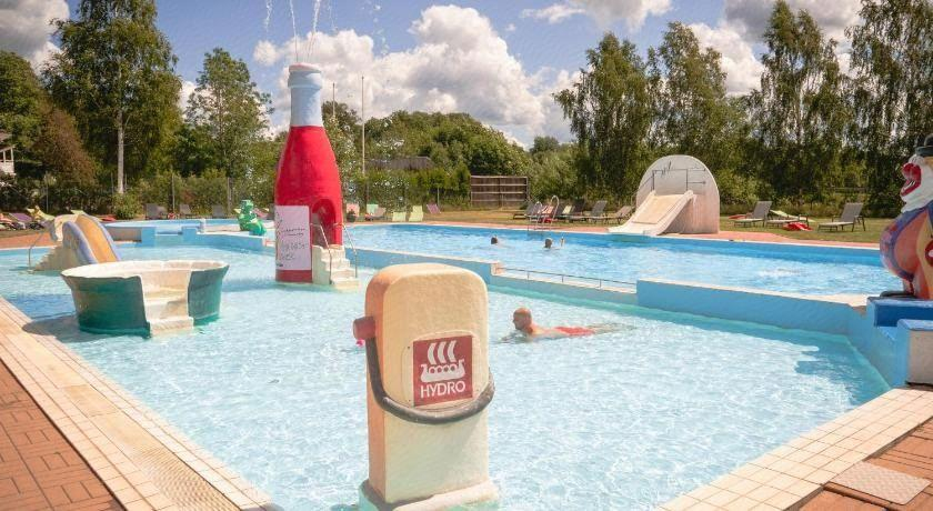 Sport & Beauty 5, Björkbackens Vandrarhem i Vimmerby - Hostel, Vimmerby