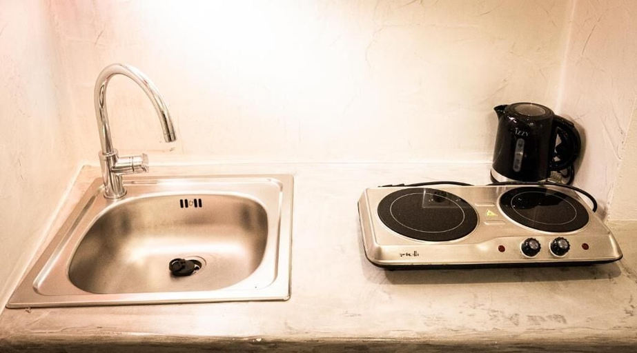 Private kitchen 4, Ione Inn, South Aegean