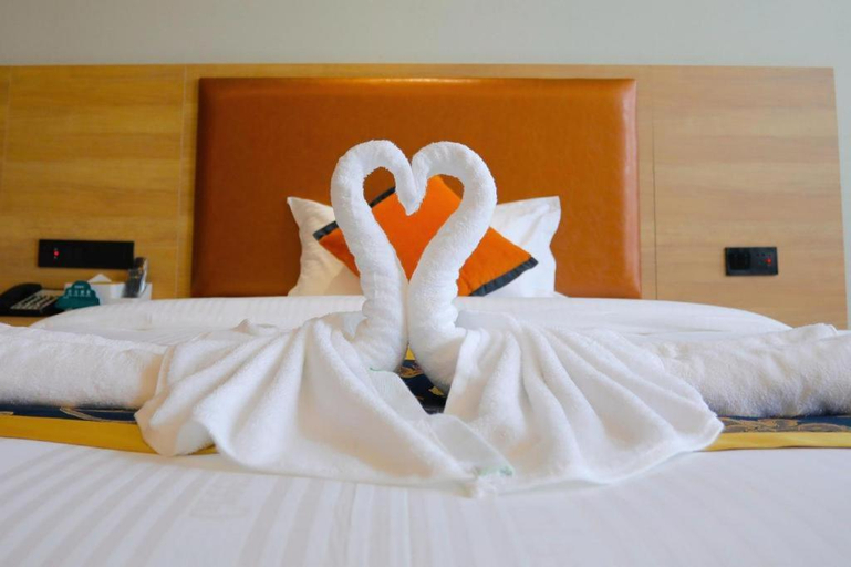 Bedroom 2, Green Tree Inn Express Tangshan Yueting County Bus Station, Tangshan