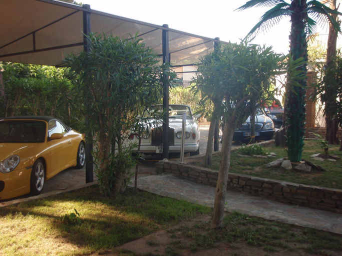 Entrance 5, Le Jardin d Eden, Var