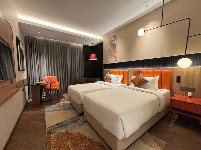 Room 3, Ramada Encore By Wyndham Ayodhya Takpura, Faizabad