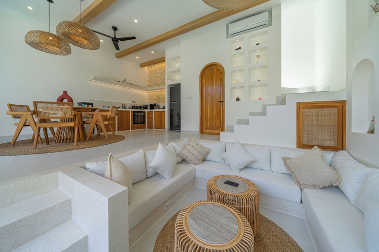 Living area 5, Maiora Hills - Chic 2BR Villa in Central Canggu, 4 Mins to Beach!, Badung