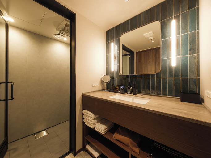 Bathroom 4, EN The HOUSE Asakusa Nitenmon, Taitō