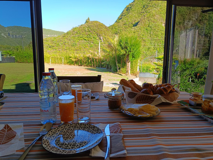Food & Drinks, AU JASMIN DE NUIT, La Plaine-des-Palmistes