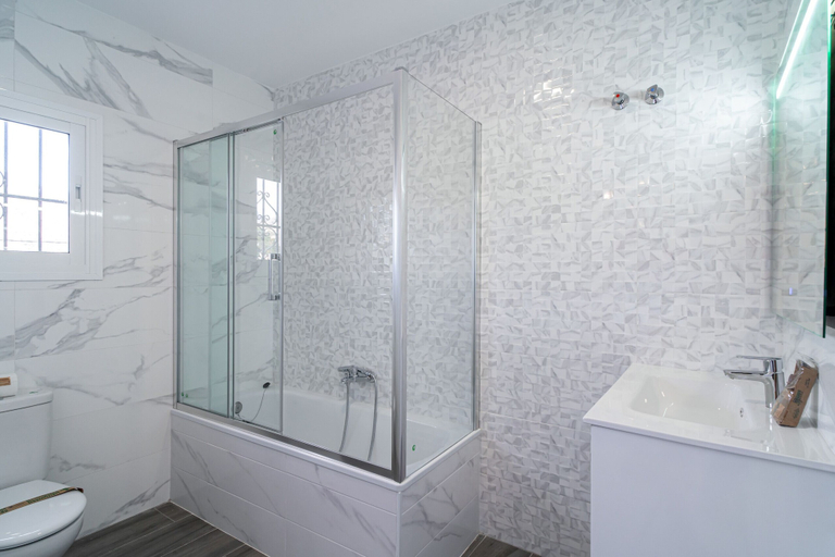 Bathroom 2, Villa Mauri Private Pool by Casasol, Málaga