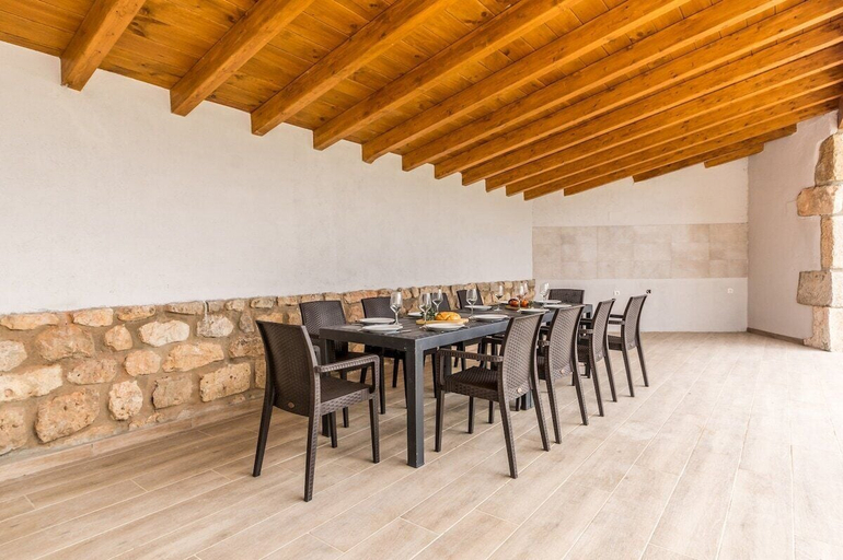 Interior 2, Fidalsa Rest Station, Burgos