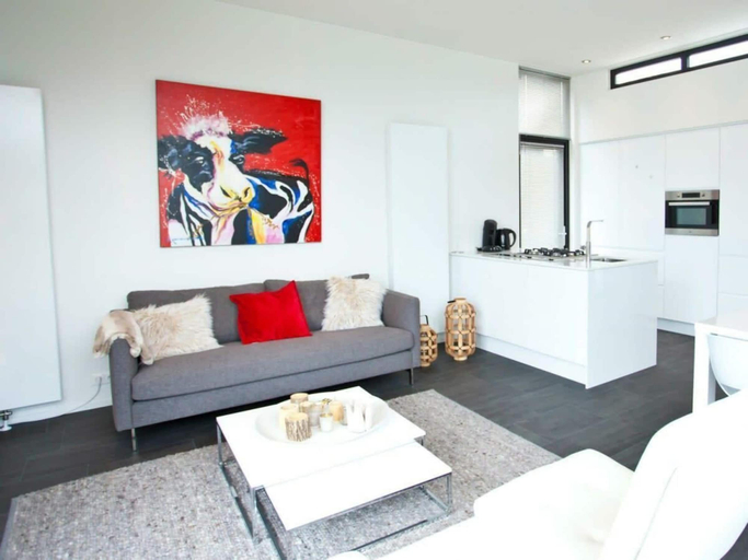 Living area 2, Cube Exclusive 4, Sluis