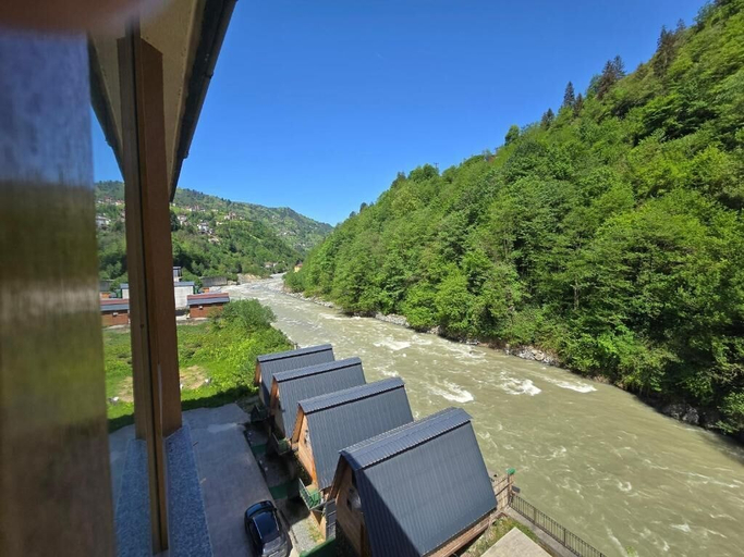 View from property 5, Esla Suites, Çamlıhemşin