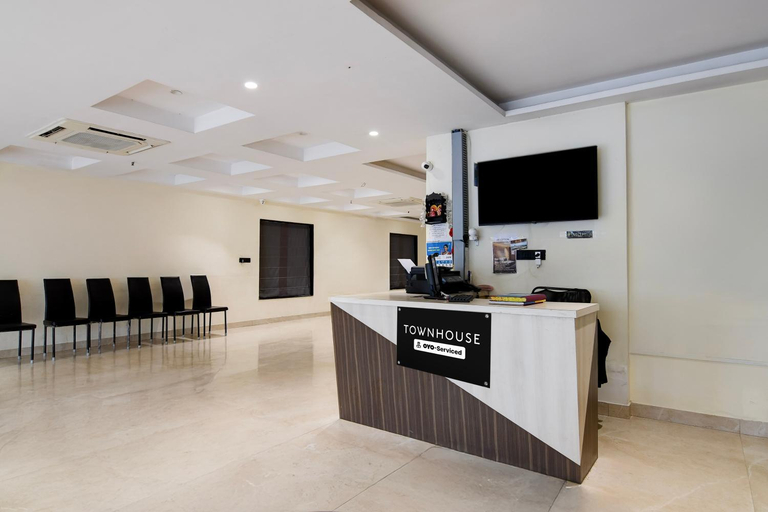 Public Area 3, Super Townhouse Newtown DLF, North 24 Parganas