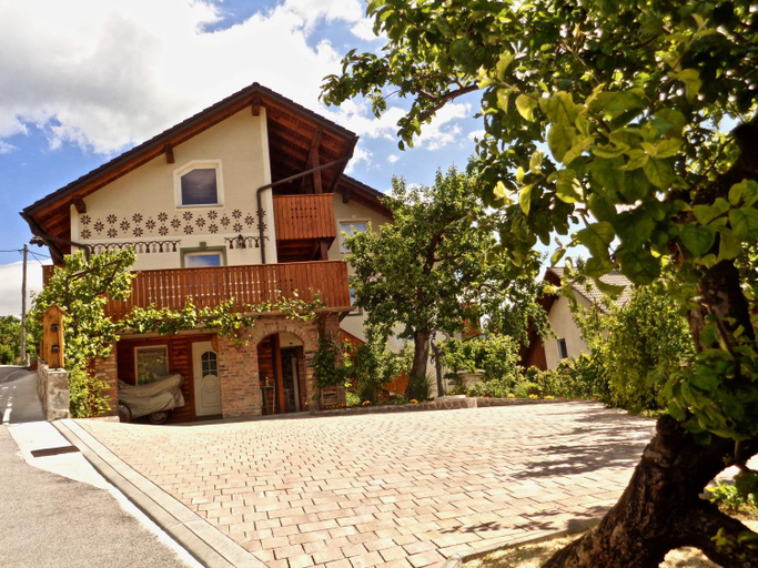 Exterior & Views, Apartments Koledniki, Bled