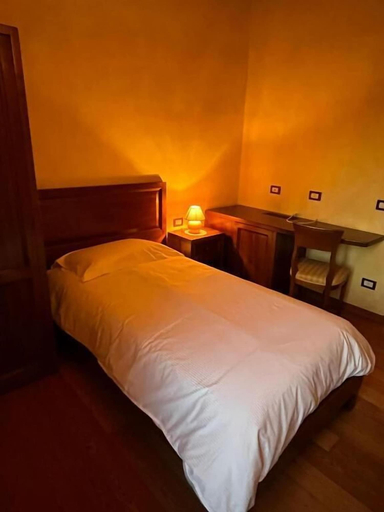 Room 4, Maggioni 039, Lecco