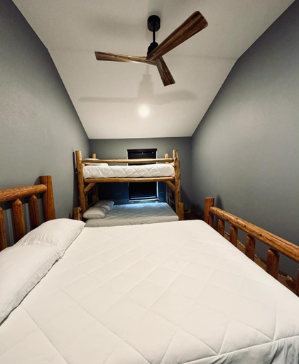 Bedroom 2, Lone Ranger RV Park & Lodge, Eastland