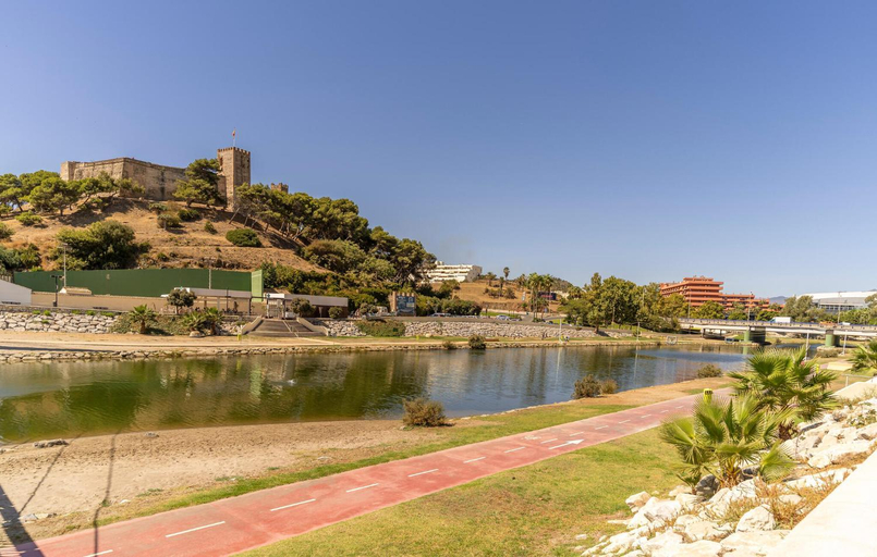 Others 5, Cozy Apartment in Fuengirola! Basta lage, Málaga