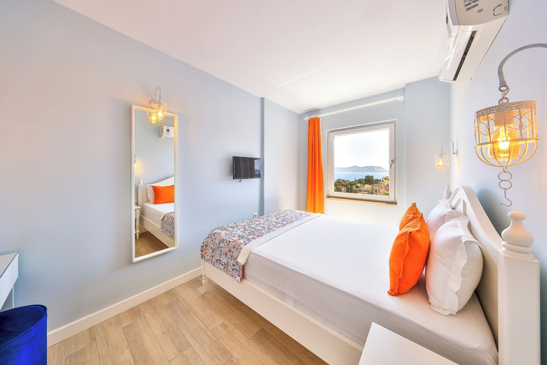 Bedroom 2, Mavi Kiyi Suites, Kaş