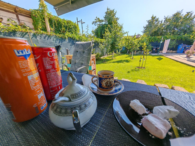 Food & Drinks 4, Miri's House, Tuzla