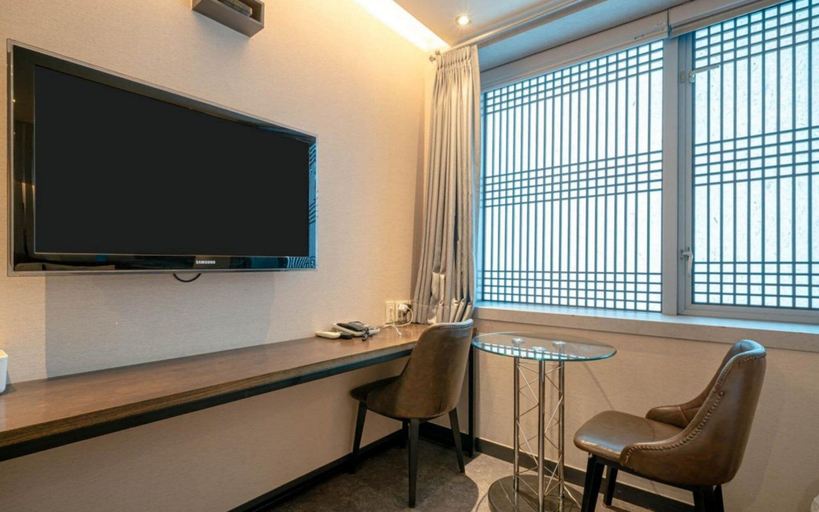 Others 5, Busan LaMer Gwangan Stay, Suyeong