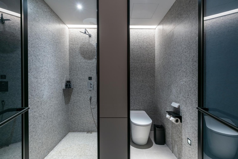 Bathroom 4, Intercity Guangzhou East Railway Station Hotel, Guangzhou