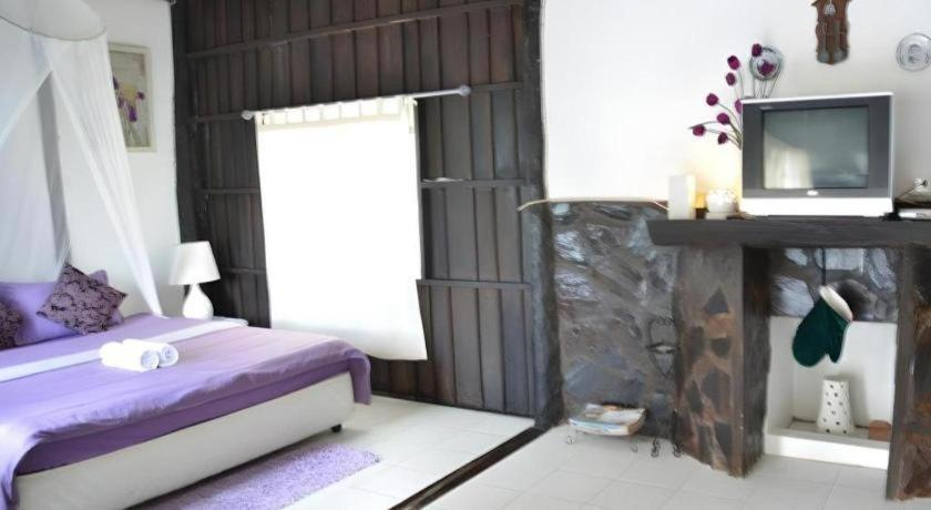 Bedroom 3, Kiangmok Chalet, Wang Num Khiaw