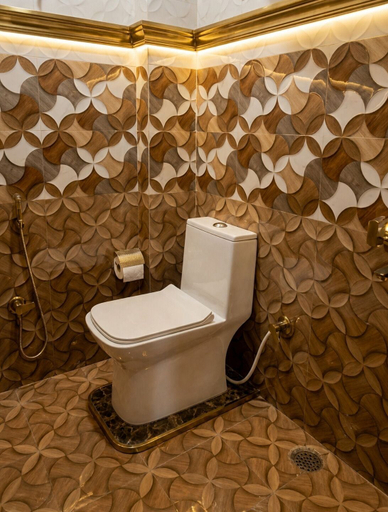 Bathroom 4, Hotel Banaras Vandanam, Varanasi