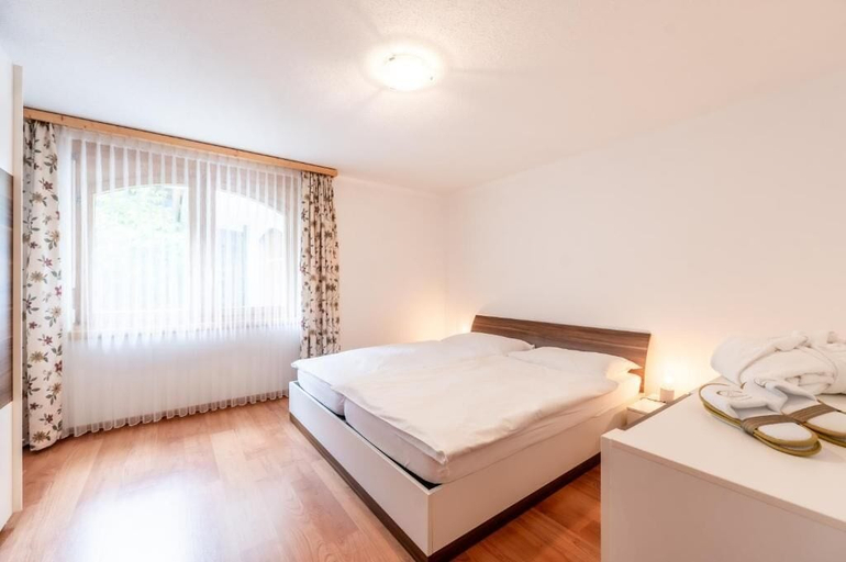 Room 4, Haus Arcadia, Visp