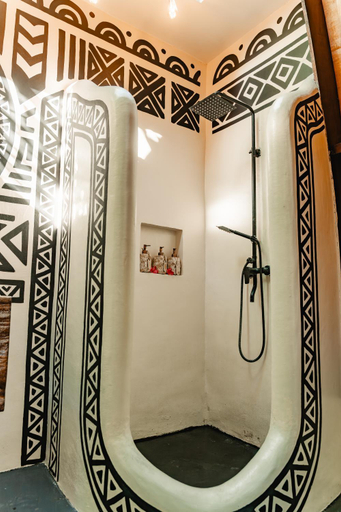Bathroom 4, Hakuna Matata Resort Gili Air, Lombok