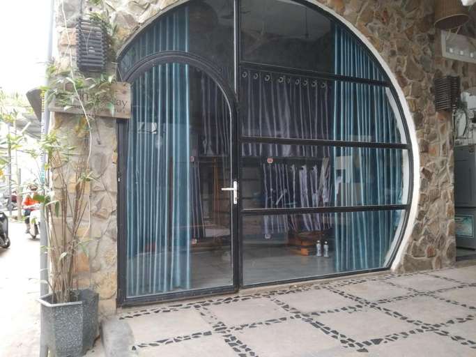 Others 4, Yen homestay 1983, Da Nang