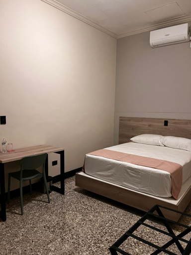 Bedroom 3, Remfort Hotel Antigua, Santa Ana