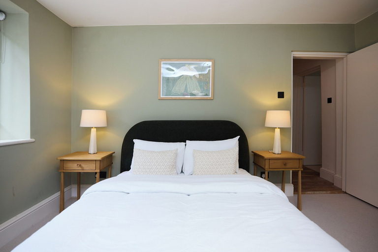 Room 3, The Ink & Olive Flat - Clapham, London