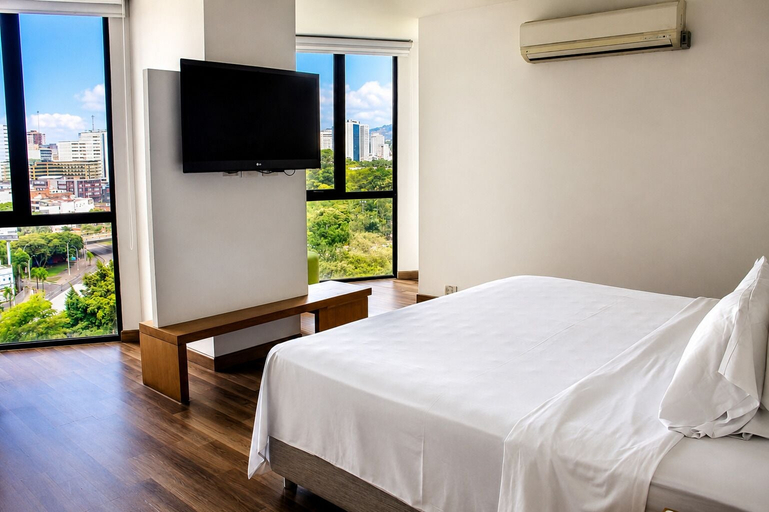 Room 2, Alko Select, Santiago de Cali