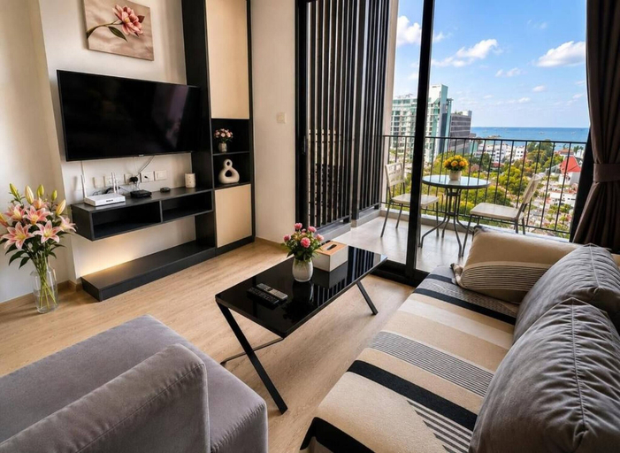 Living room 5, Sea View 2 Bed Room Best Of Location, Pattaya