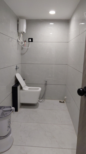 Bathroom 3, Hotel Grand Shivaay, Ahmadabad