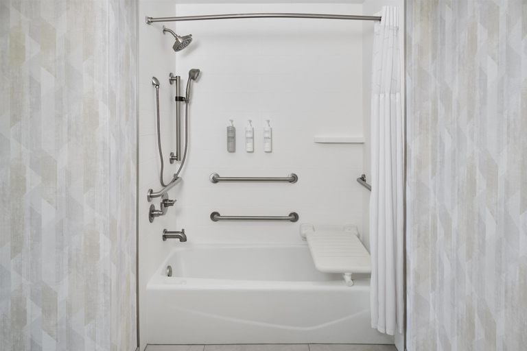 Bathroom 4, Hampton Inn by Hilton Odessa, Ector