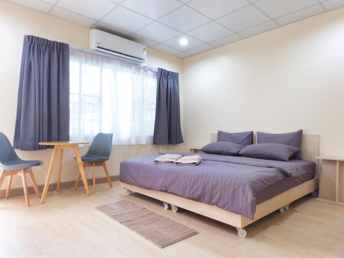 Bedroom 2, Studio 36, Chatuchak