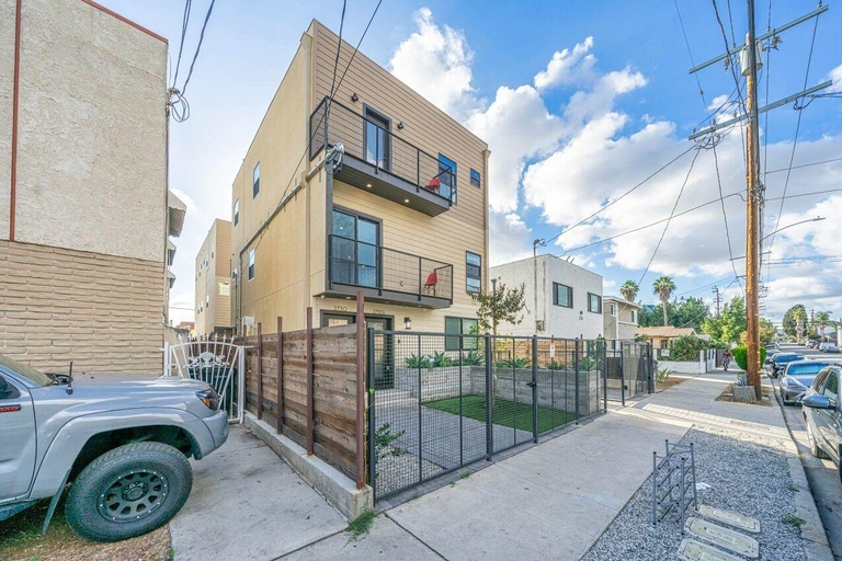 Exterior & Views, Comfort Suite Hollywood, Los Angeles