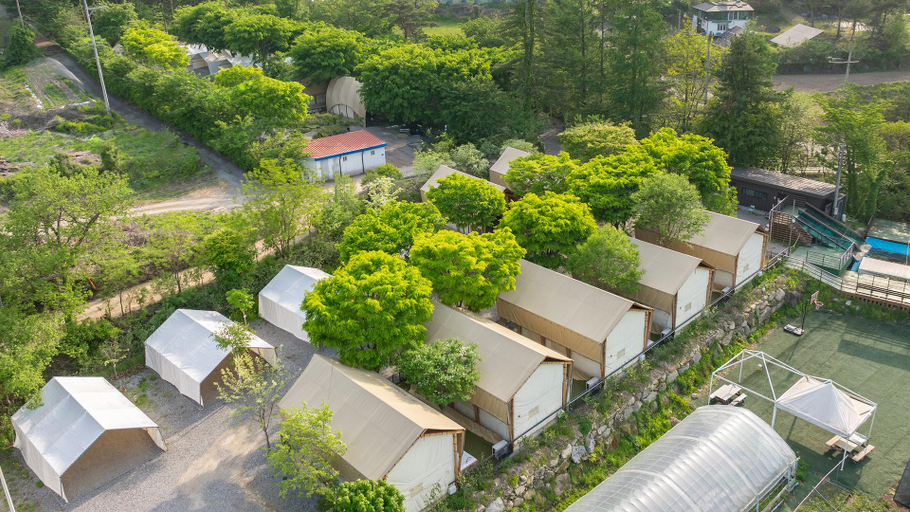 Exterior & Views 1, Gapyeong High Mong Glamping & Camping, Gapyeong