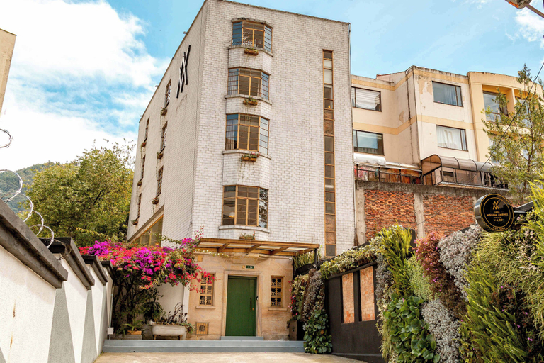 Room 2, w Sleek 2BR in The Heart of La Candelaria, Santafé de Bogotá