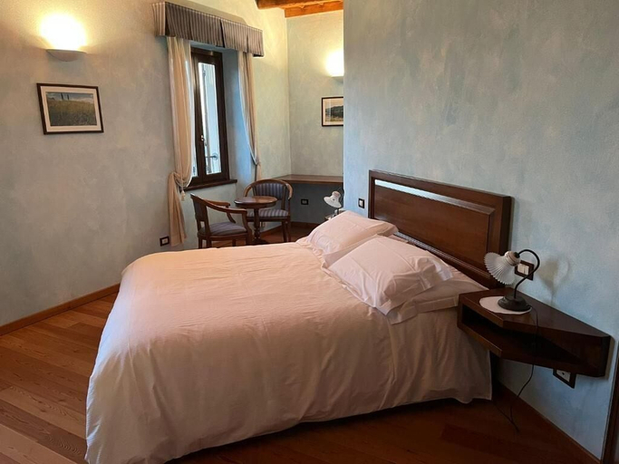 Room 5, Maggioni 039, Lecco