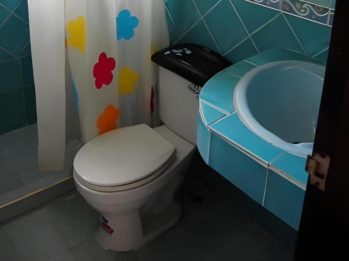 Bathroom 3, Samui Natien Village, Ko Samui