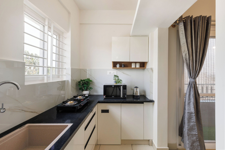 Private kitchen 5, Palm View by Red Olive 1bhk 5min Itplwhitefield, Bangalore