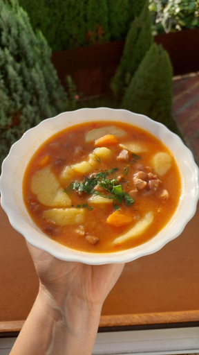 Food & Drinks, У Інни, Mizhhirs'kyi