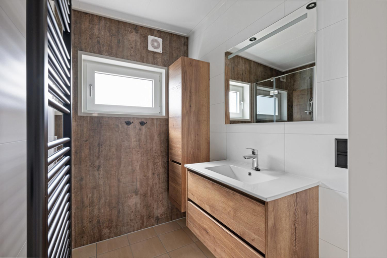 Bathroom 4, RCN Vakantiepark de Schotsman, Noord-Beveland