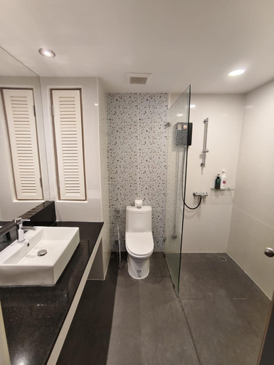 Bathroom 3, Savaan Patong , Pulau Phuket