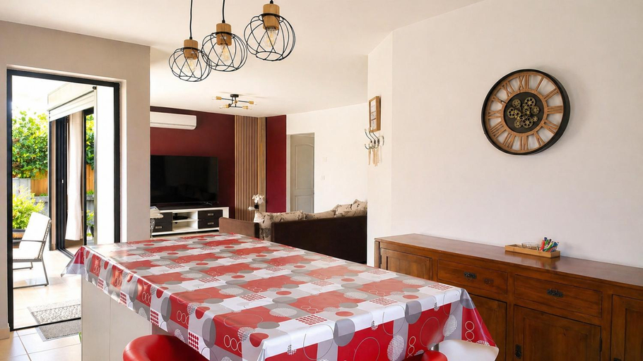Bedroom 2, Le P'tit Rubis, Le Tampon