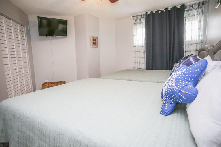 Bedroom 2, Aquavista Beach Resort By Panhandle Getaways, Bay